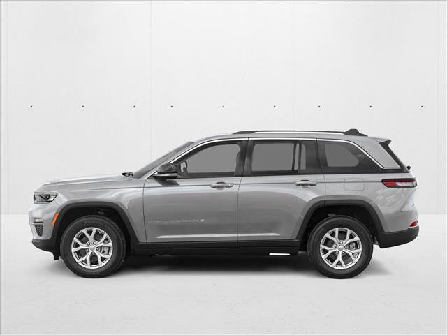 New 2025 Jeep Grand Cherokee Limited w/ Trailer Tow Package image 3