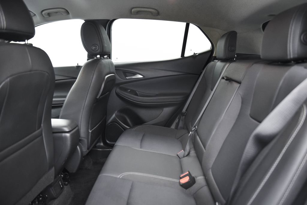 Used 2022 Buick Encore GX Select image 12
