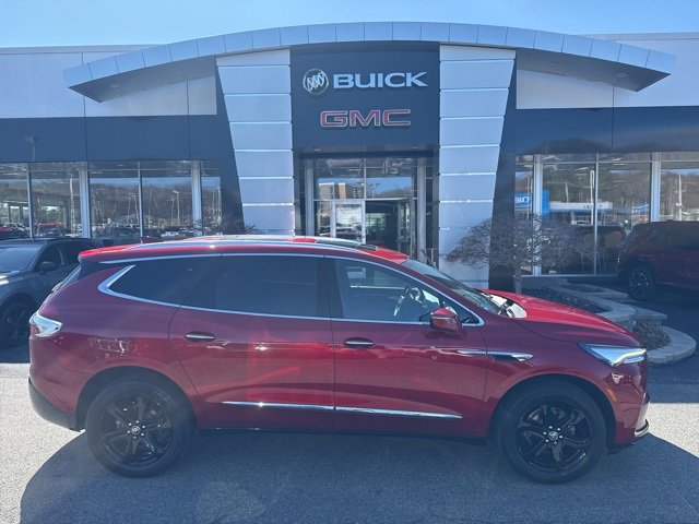 Used 2023 Buick Enclave Essence w/ Experience Buick Package image 3