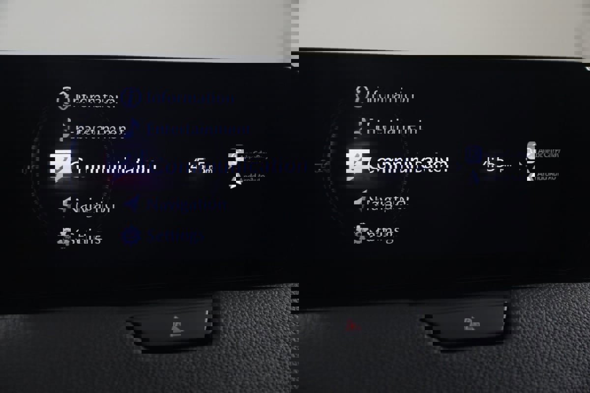 Used 2024 MAZDA CX-90 Plug-In Hybrid w/ Premium Pkg image 36