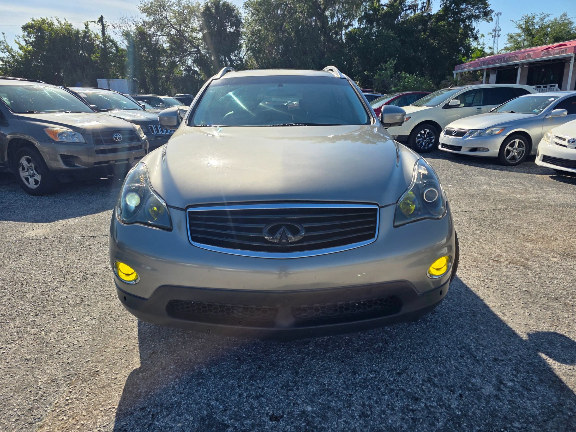 Used 2010 INFINITI EX35 Journey RWD image 2
