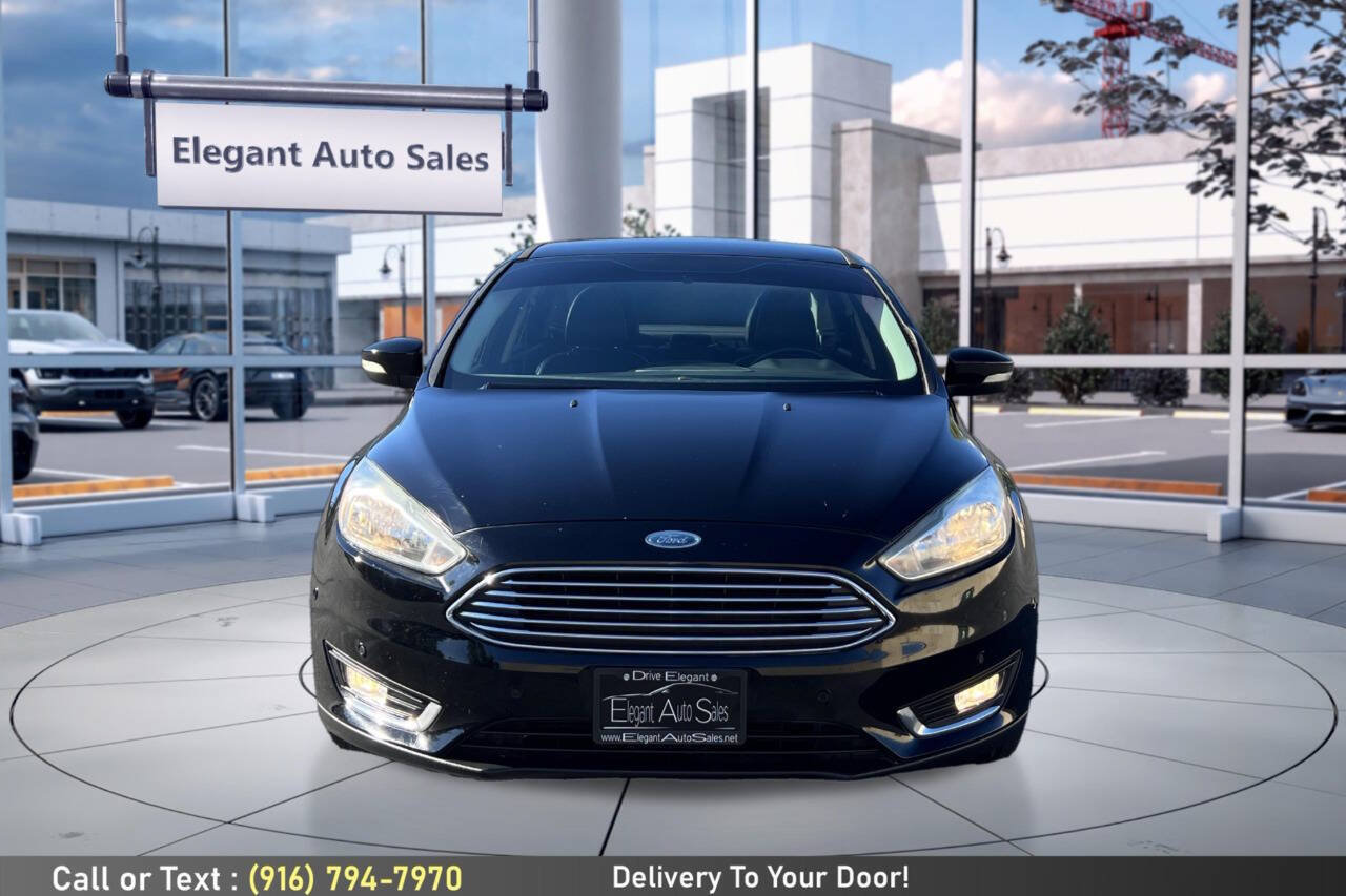Used 2016 Ford Focus Titanium FWD image 2