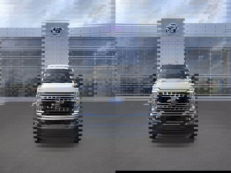New 2025 Ford F550 4x4 Regular Cab Super Duty image 6