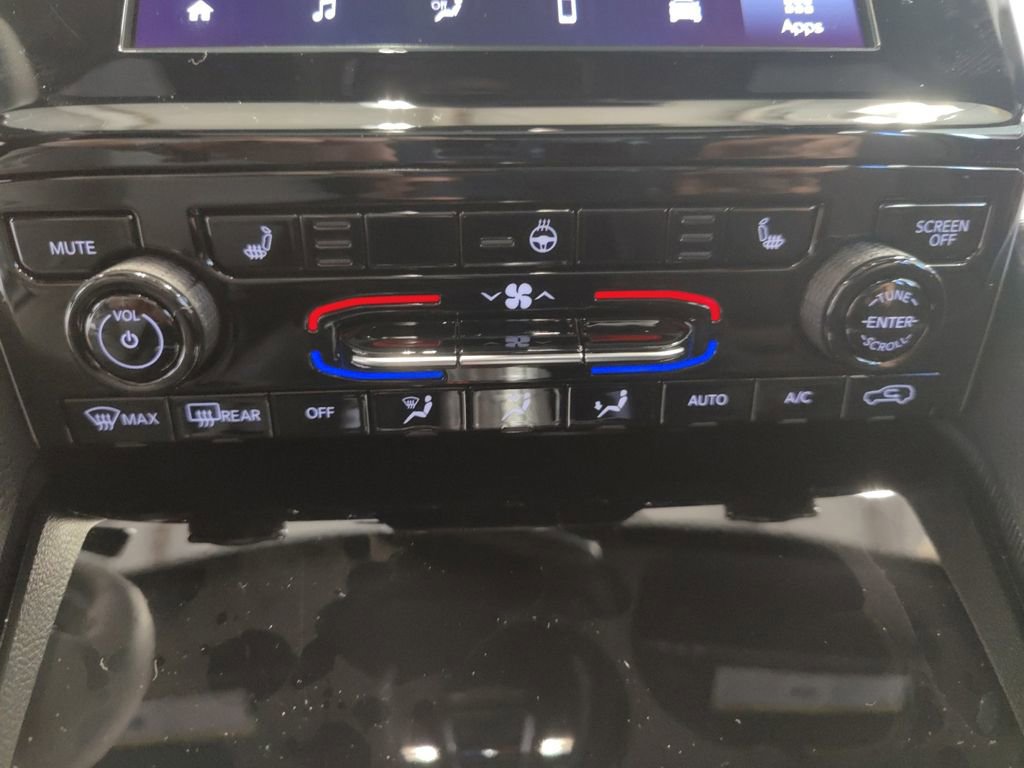 New 2025 Jeep Grand Cherokee L Laredo w/ Luxury Tech Group I image 26