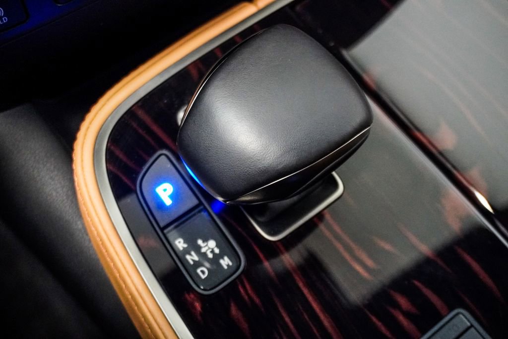 Used 2024 Lexus LS 500 AWD w/ Interior Upgrade Package image 30