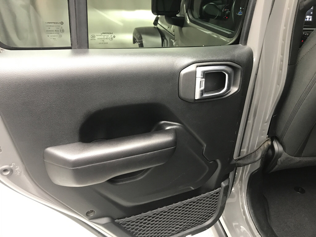 Used 2021 Jeep Wrangler Unlimited Sport image 18