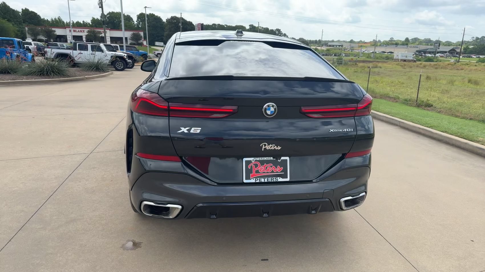 Used 2024 BMW X6 xDrive40i w/ Premium Package AWD/4WD image 8