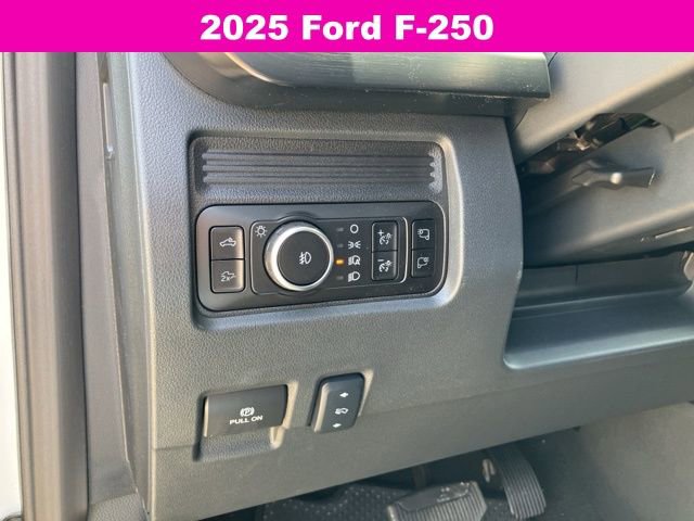 New 2025 Ford F250 Lariat w/ Lariat Ultimate Package image 23