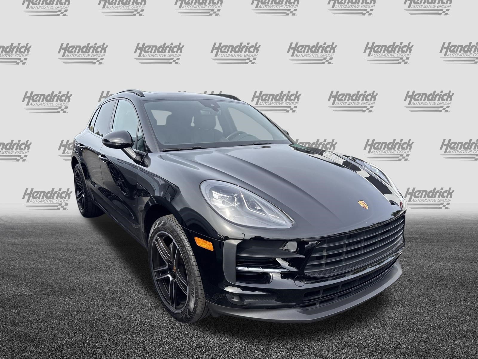 Used 2020 Porsche Macan AWD/4WD image 3
