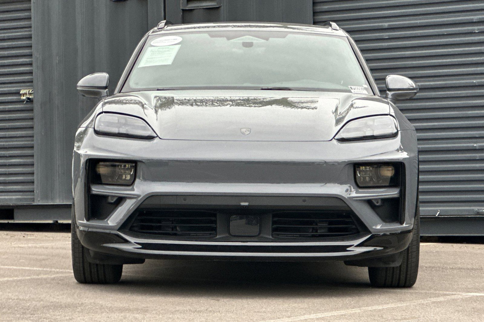 Used 2025 Porsche Macan Turbo Electric w/ Premium Package image 11