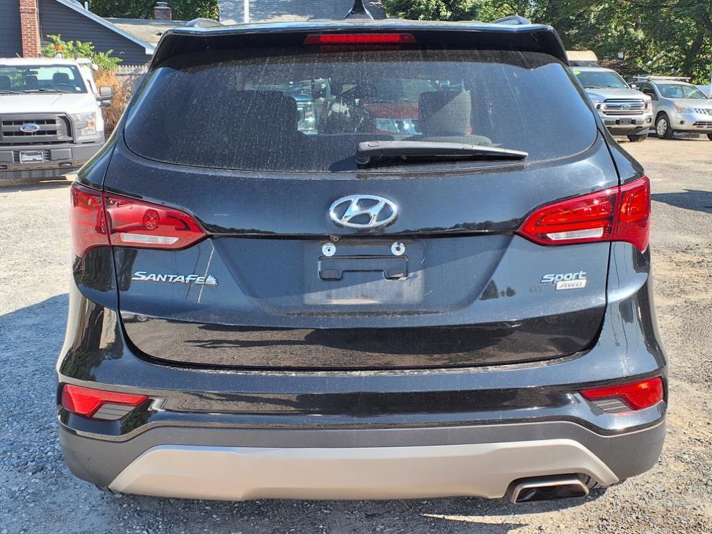 Used 2017 Hyundai Santa Fe Sport image 6