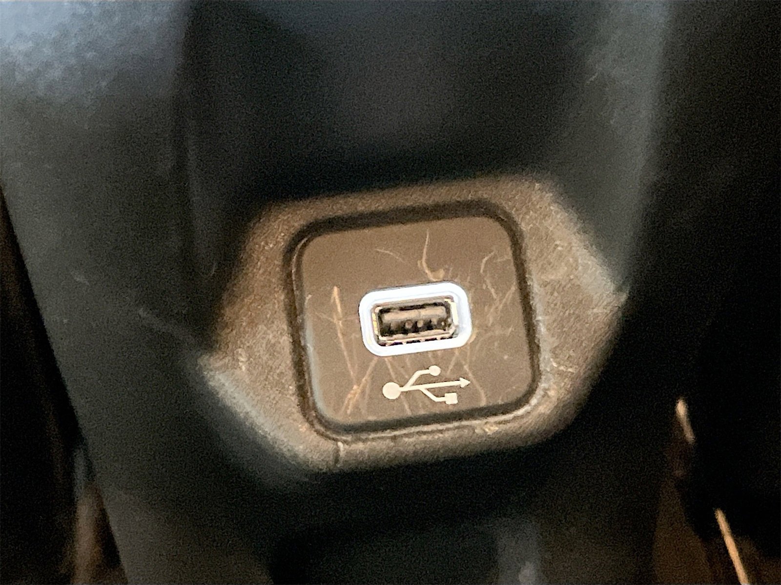 Used 2023 Jeep Renegade Limited image 26