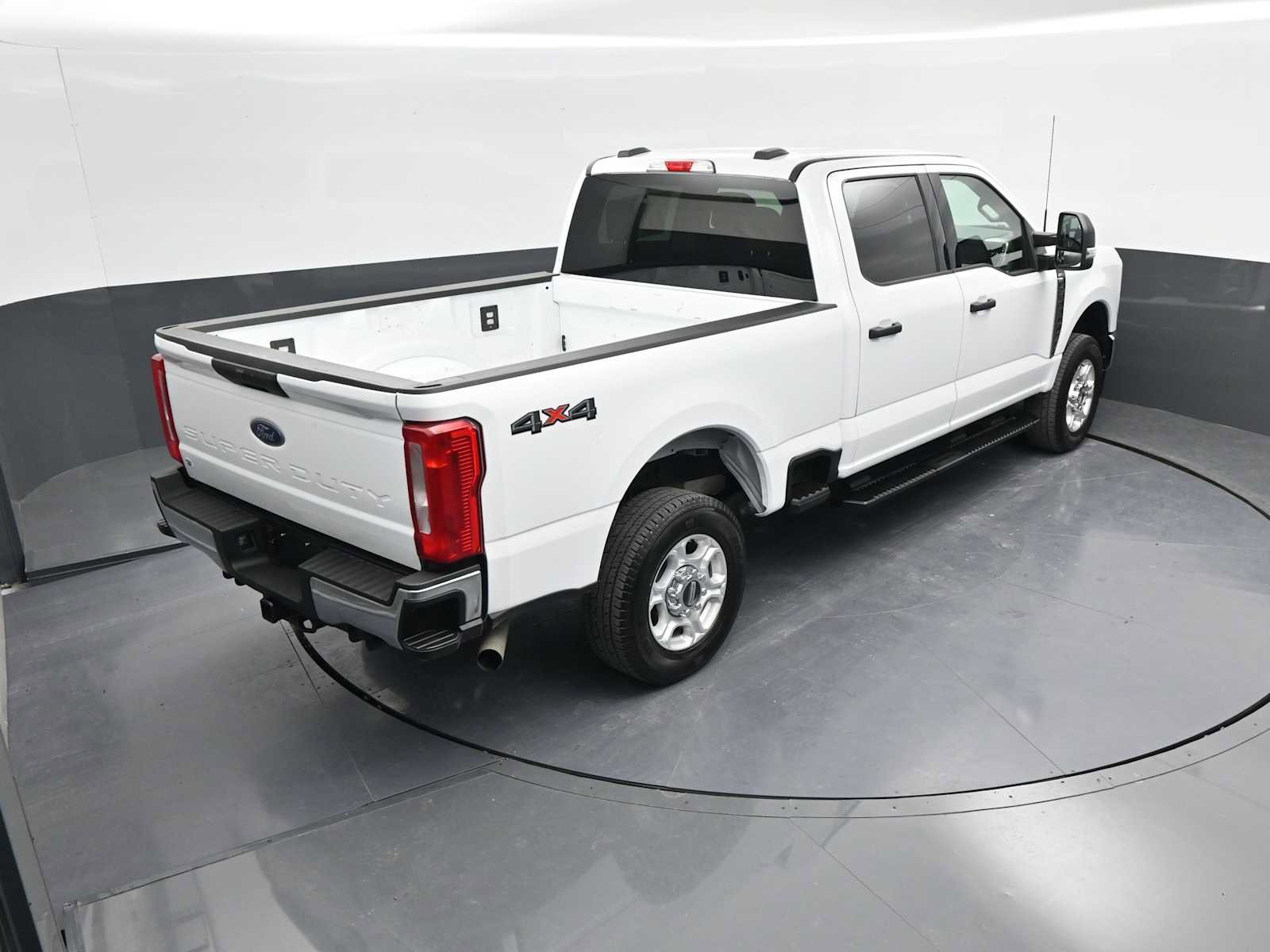 Used 2025 Ford F250 XLT image 56