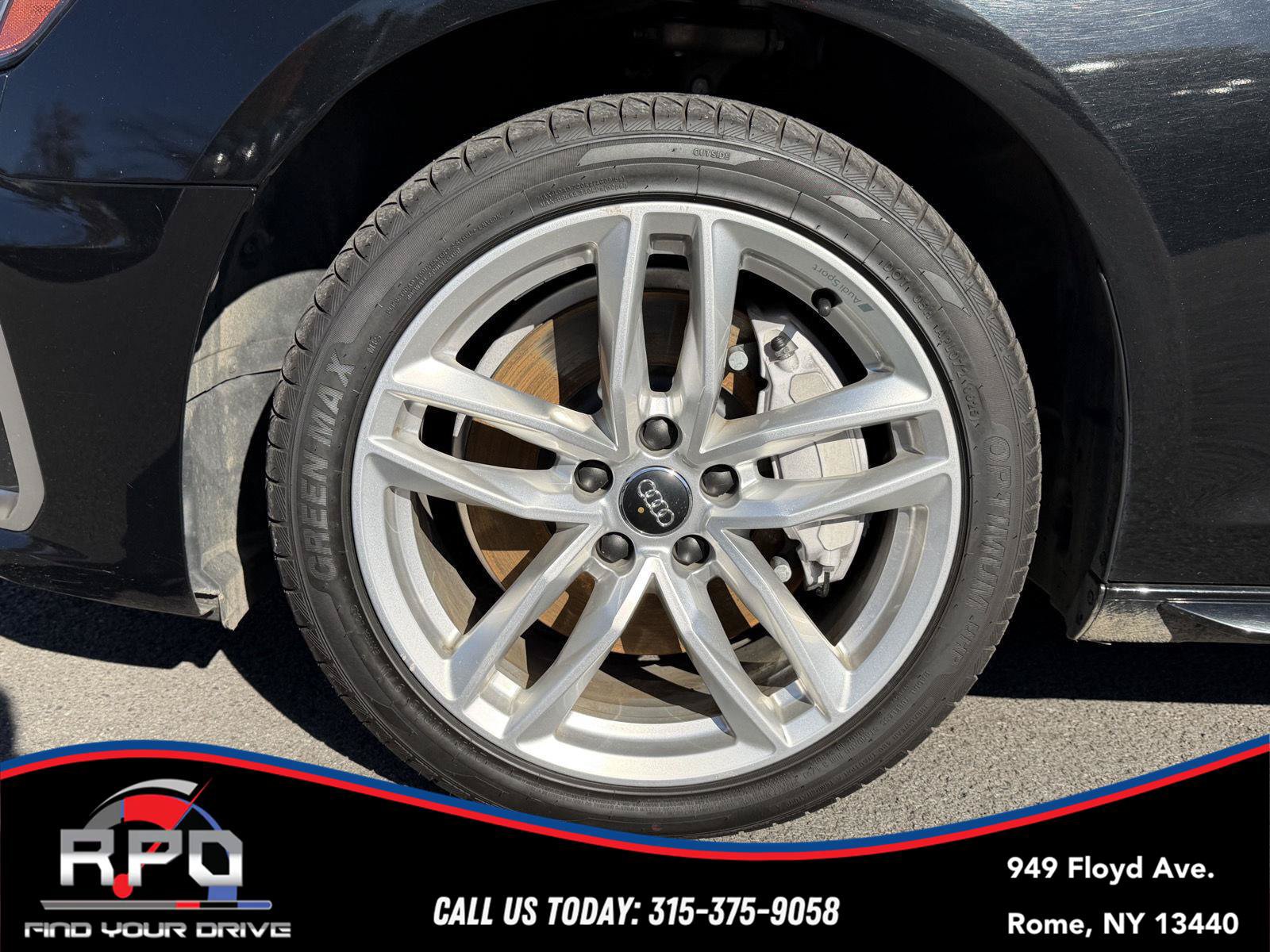 Used 2021 Audi A4 2.0T Premium w/ Convenience Package AWD/4WD image 9