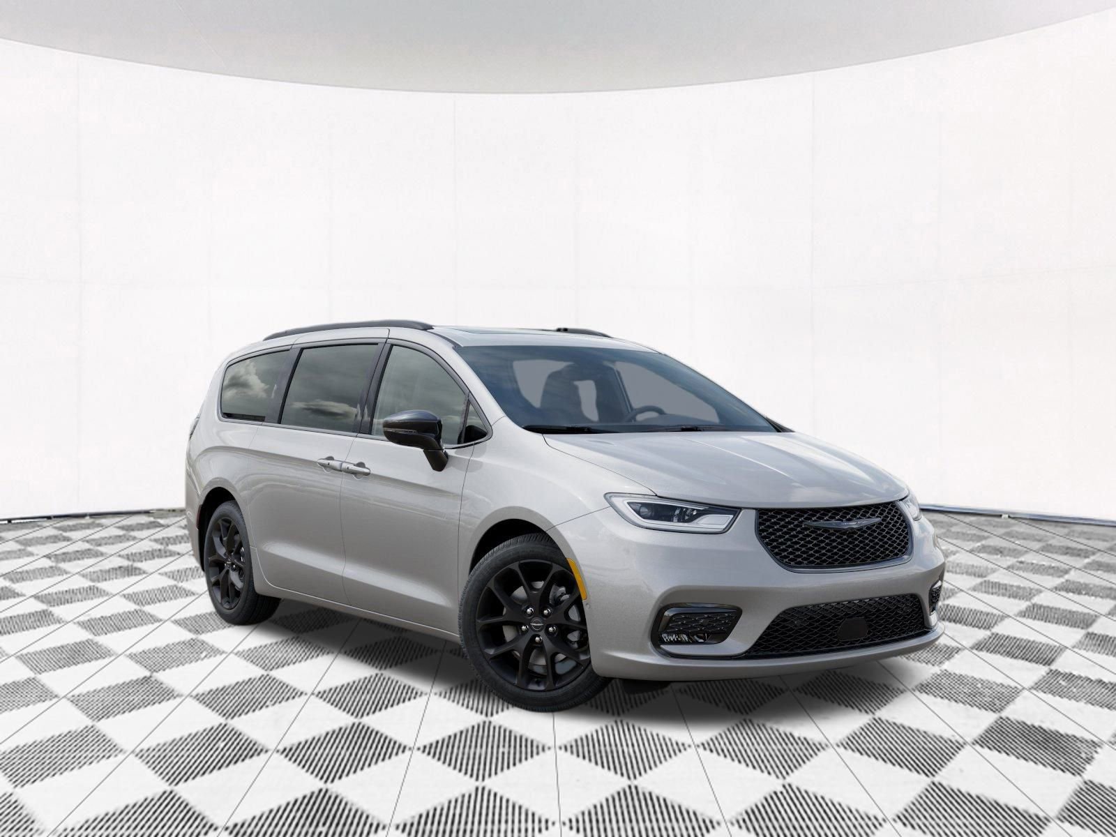 New 2026 Chrysler Pacifica Limited image 7