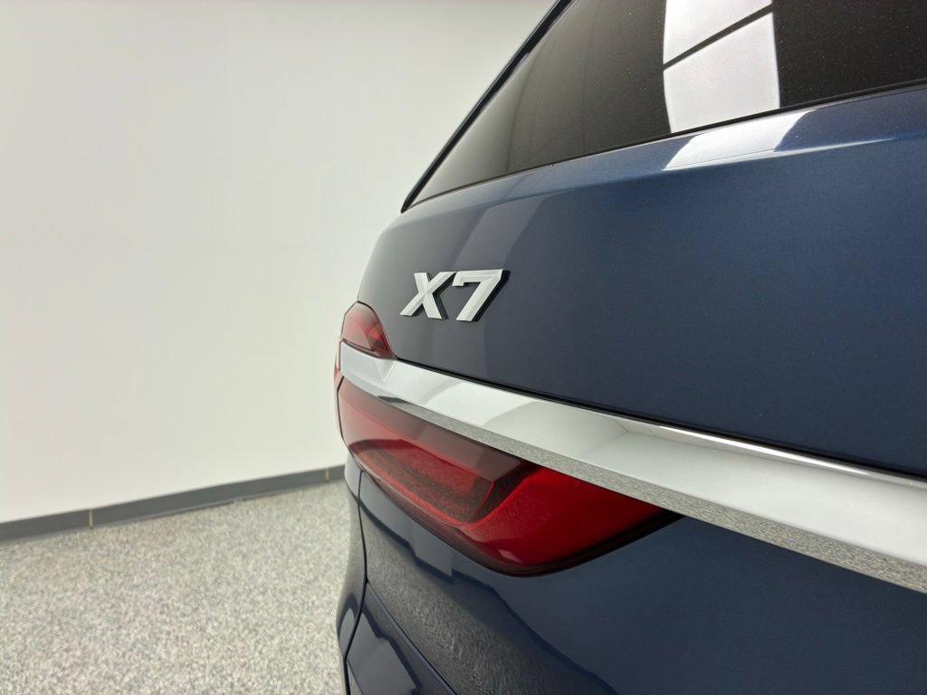 Used 2019 BMW X7 xDrive50i w/ Premium Package AWD/4WD image 16
