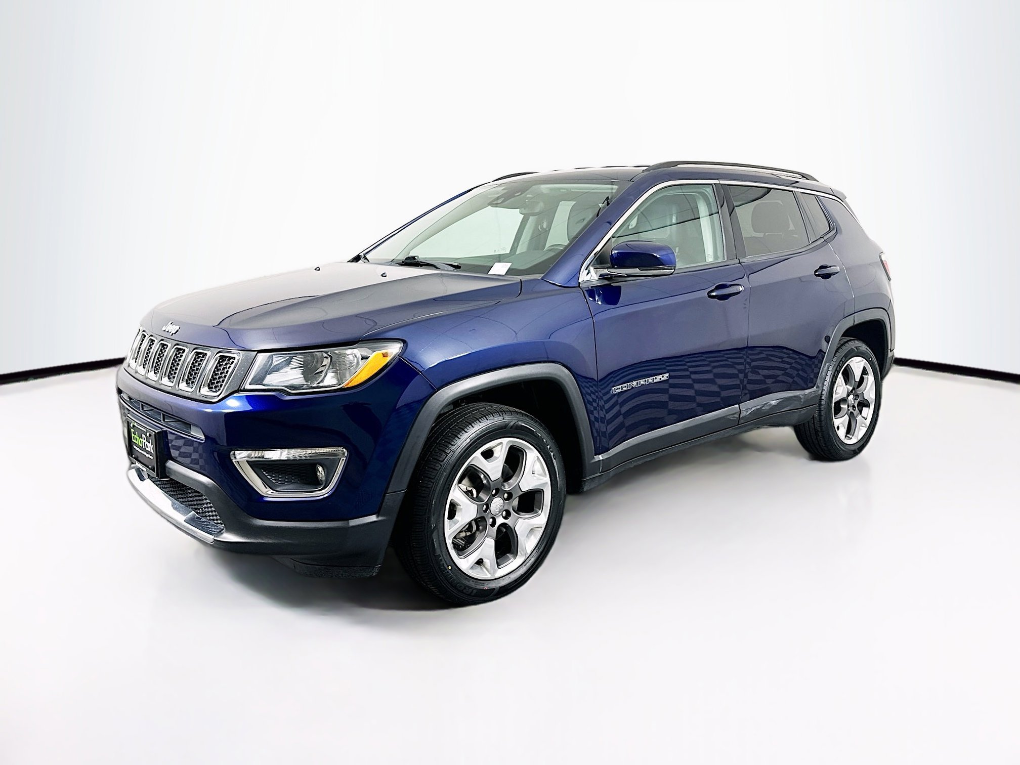 Used 2021 Jeep Compass Limited image 3
