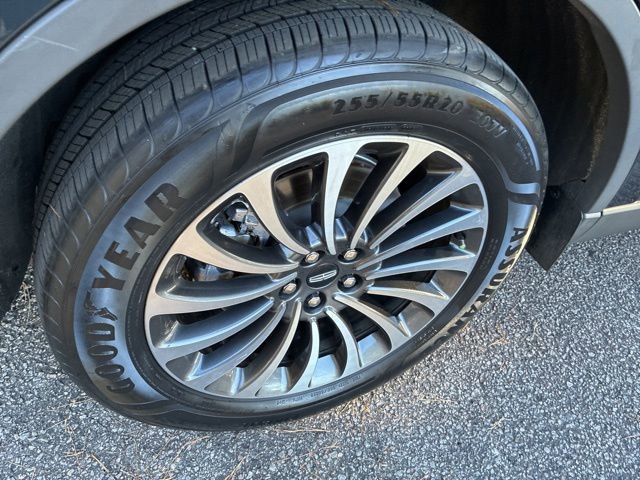 Certified 2022 Lincoln Aviator Reserve w/ Equipment Group 201A image 15