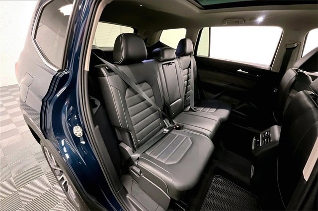 Used 2022 Volkswagen Atlas SEL Premium image 22
