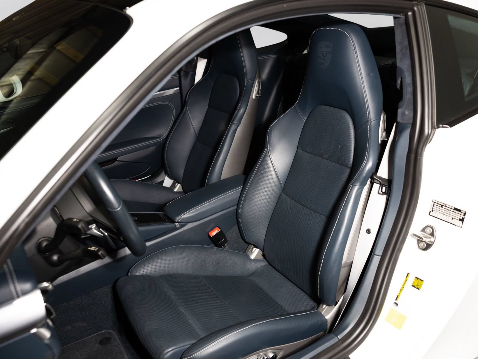 Used 2018 Porsche 911 Turbo AWD/4WD image 5