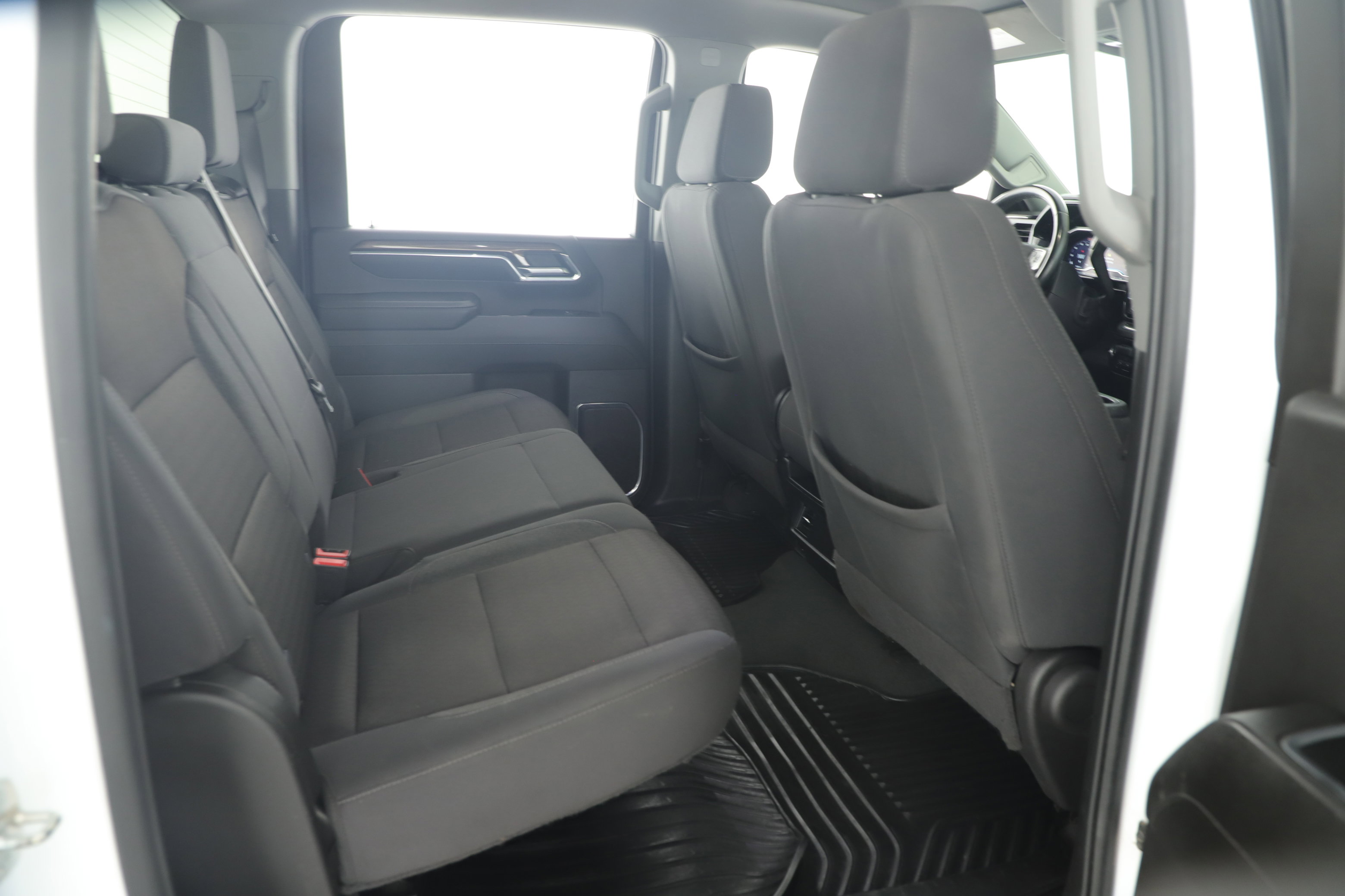 Used 2024 Chevrolet Silverado 2500 LT image 25