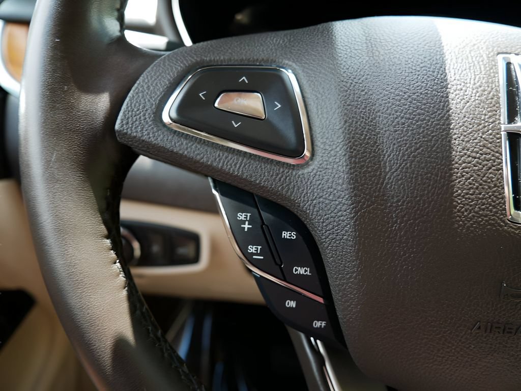 Used 2017 Lincoln MKC Select AWD/4WD image 17