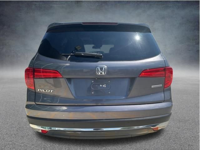 Used 2017 Honda Pilot Touring image 5