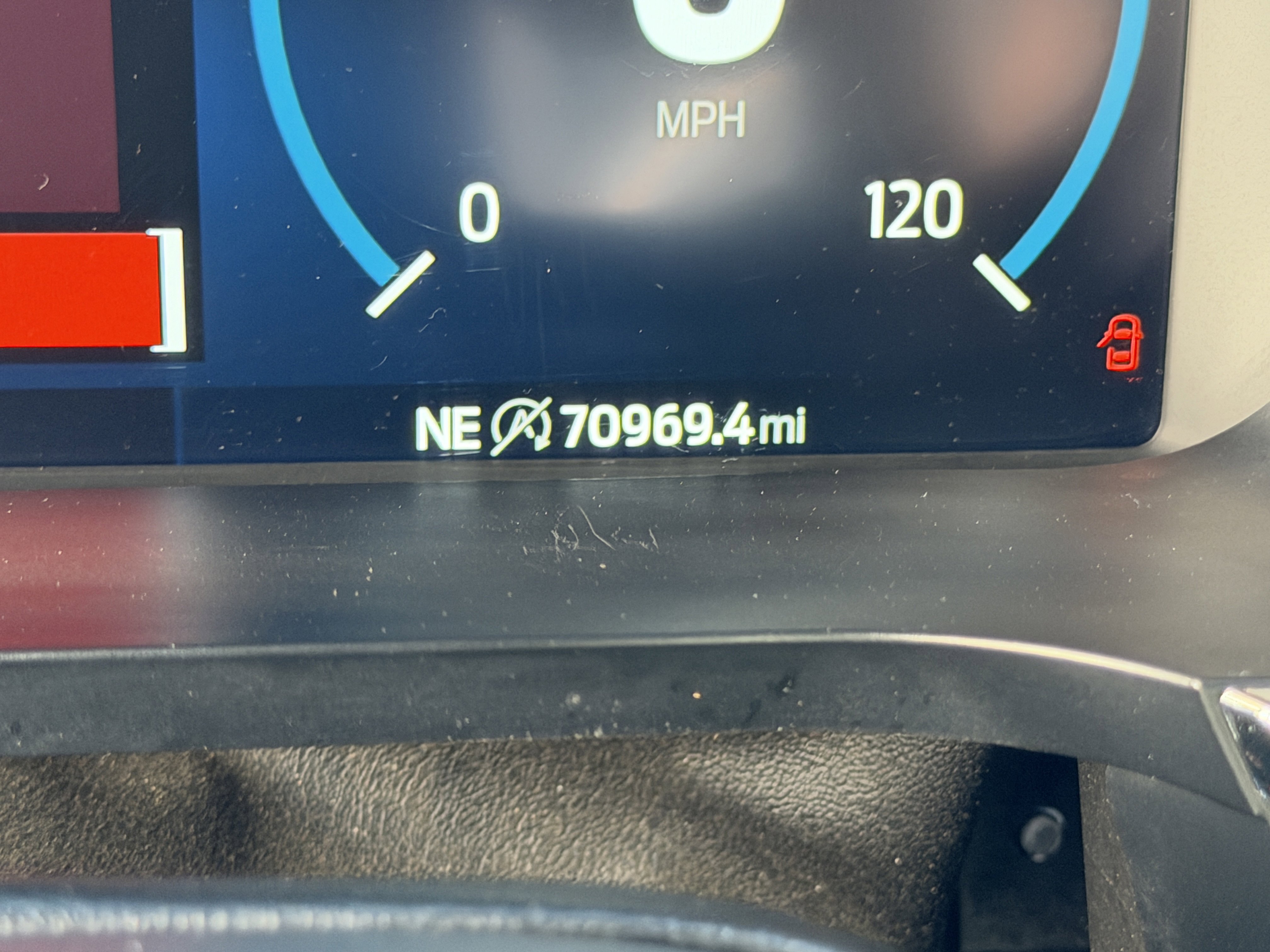 Certified 2021 Ford F150 Lariat w/ Equipment Group 502A High image 14