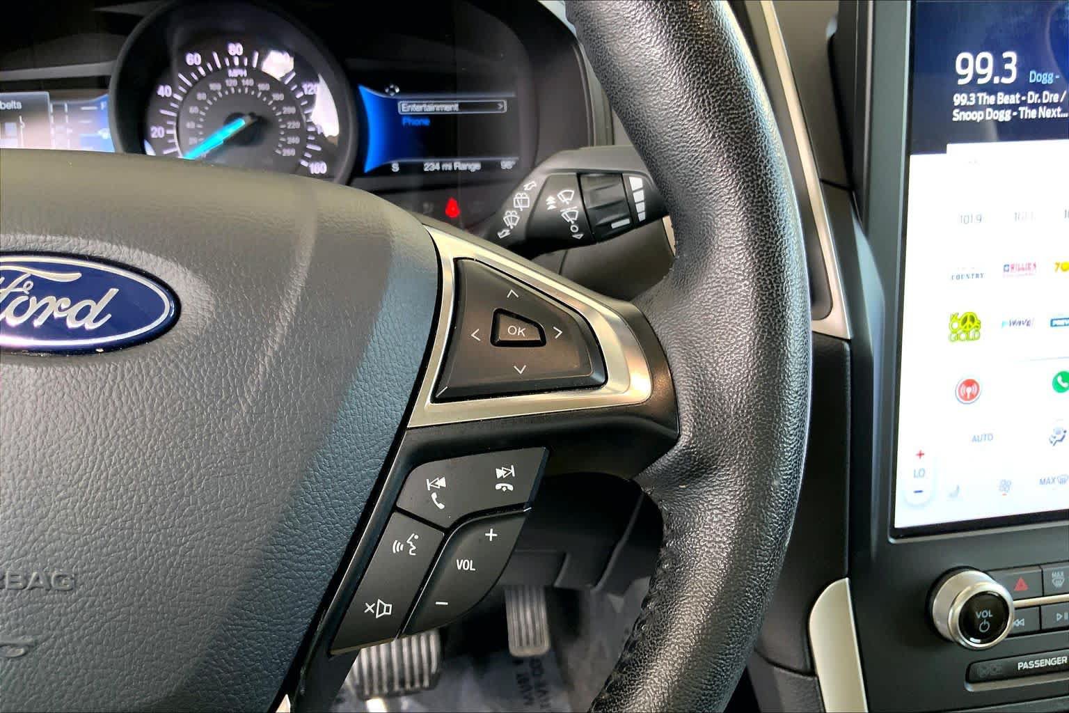 Used 2024 Ford Edge SEL AWD/4WD image 25