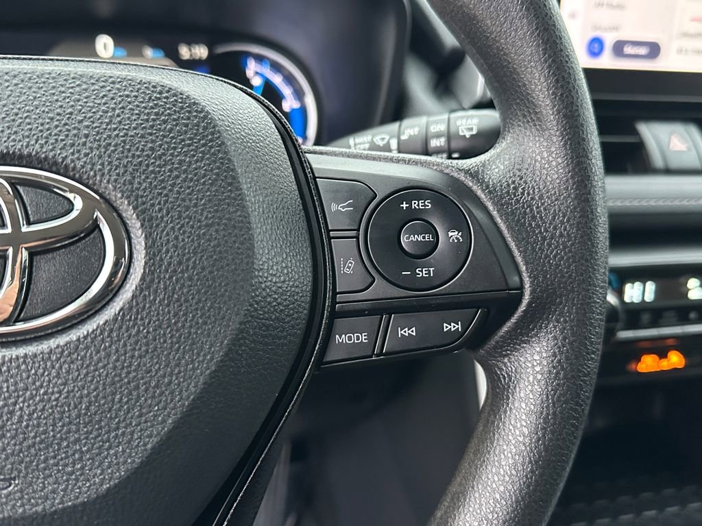 Certified 2025 Toyota RAV4 XLE image 23