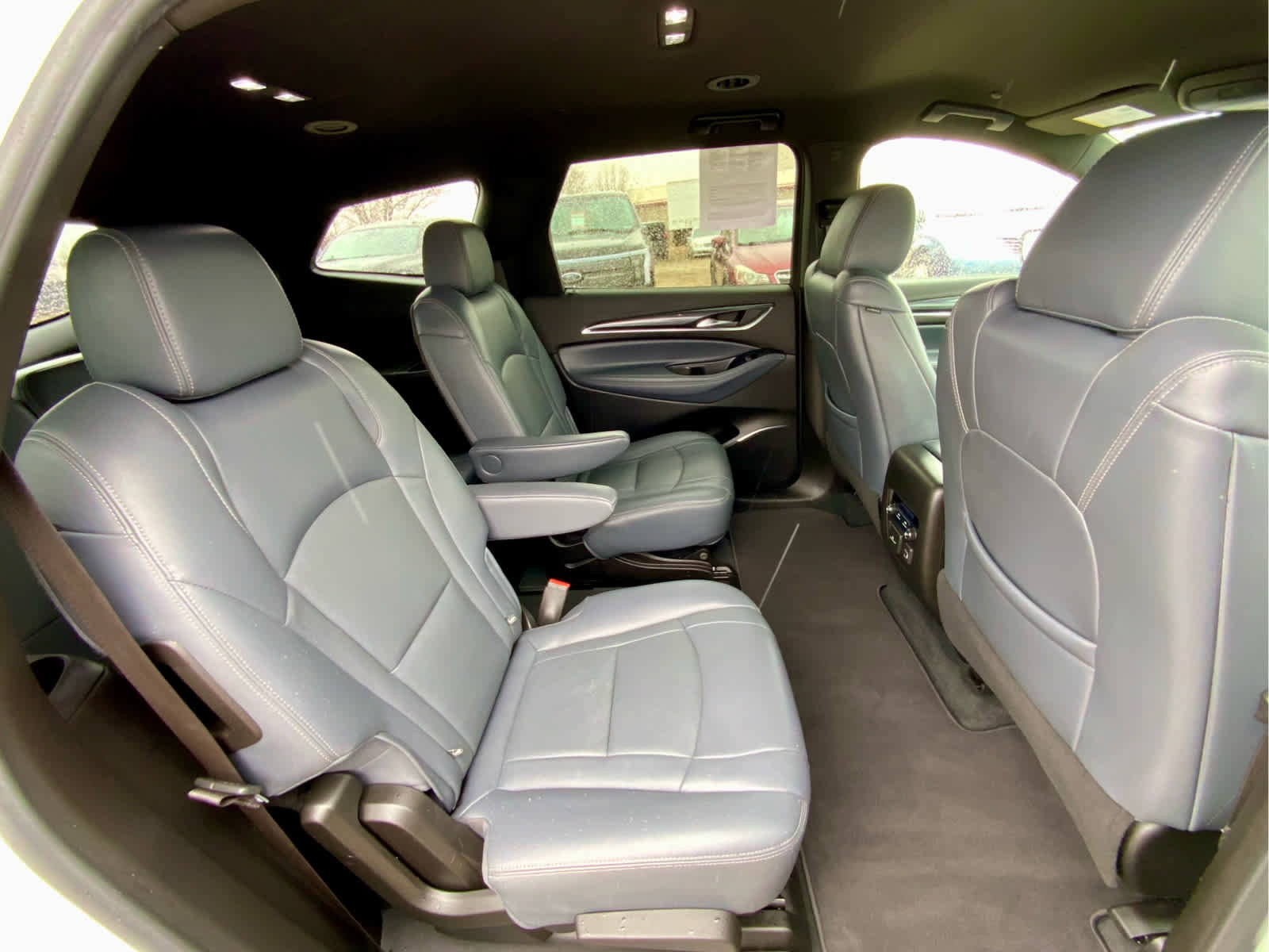 Used 2022 Buick Enclave Premium AWD/4WD image 23