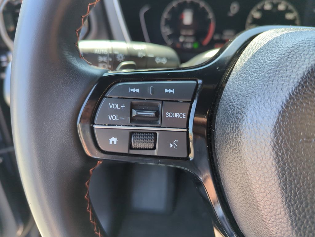 Used 2023 Honda Pilot Sport image 22
