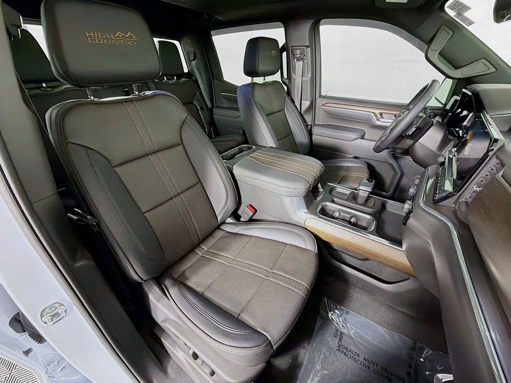 Used 2026 Chevrolet Silverado 1500 High Country AWD/4WD image 30