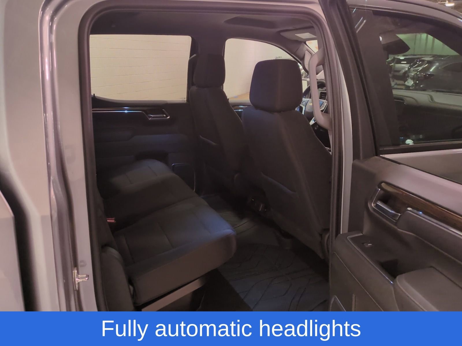 Used 2023 Chevrolet Silverado 1500 LT w/ Protection Package image 11