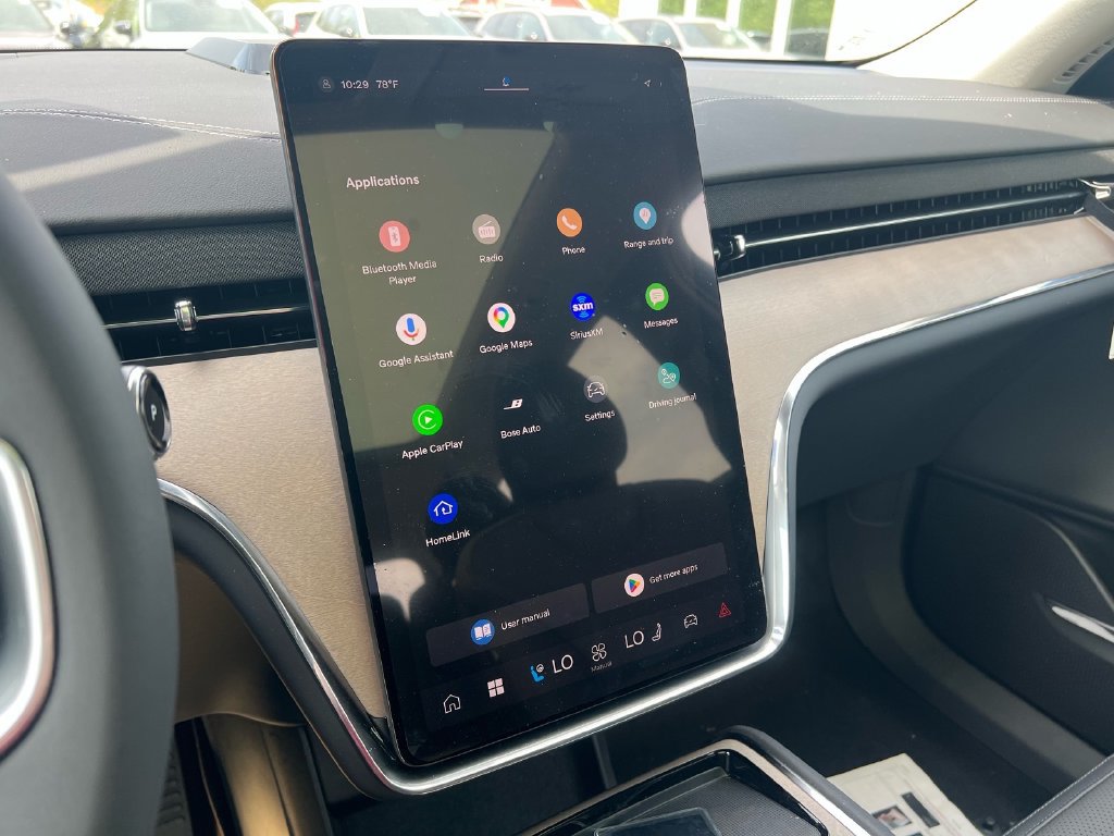 New 2026 Volvo EX90 Plus AWD/4WD image 16