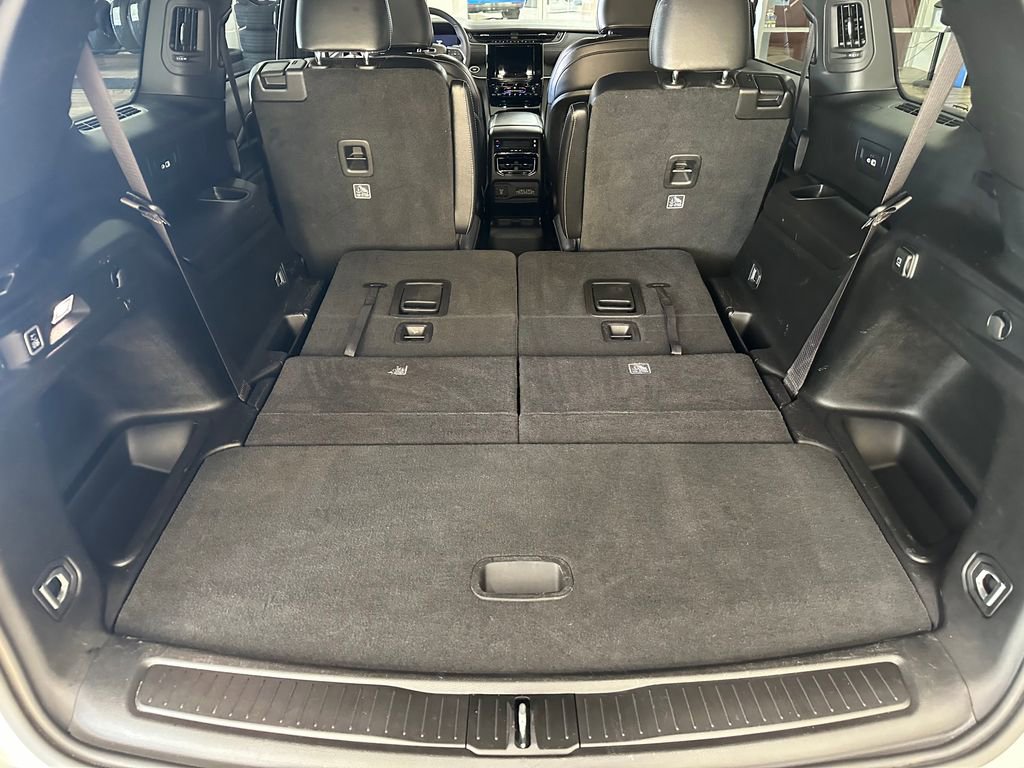 Certified 2023 Jeep Grand Cherokee L Laredo AWD/4WD image 40