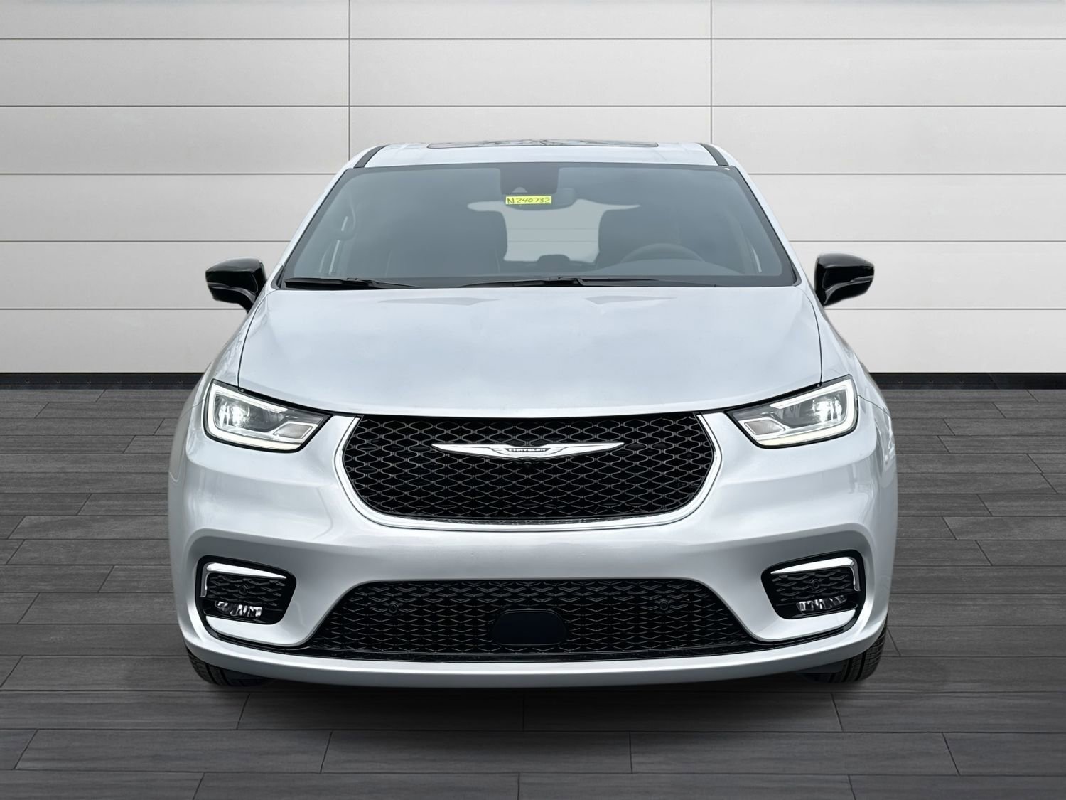 New 2026 Chrysler Pacifica Limited FWD image 9
