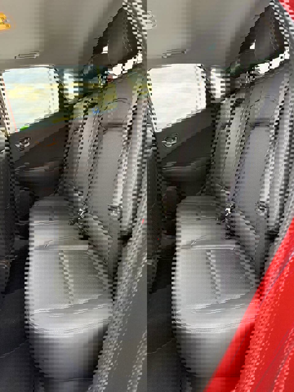 Used 2018 Hyundai Kona Limited image 12