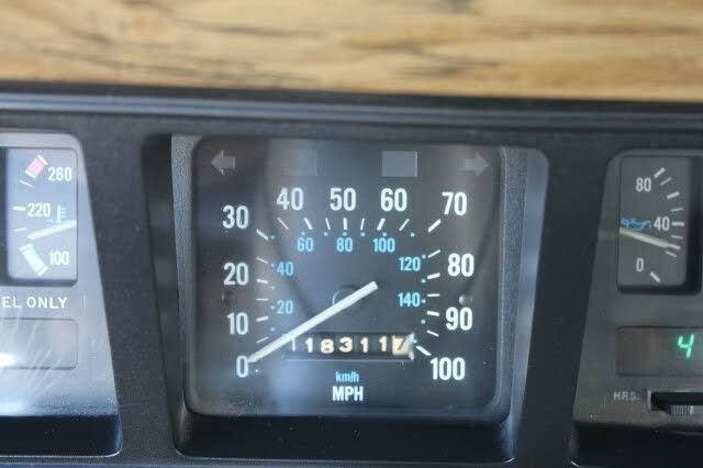 Used 1990 Jeep Grand Wagoneer AWD/4WD image 59