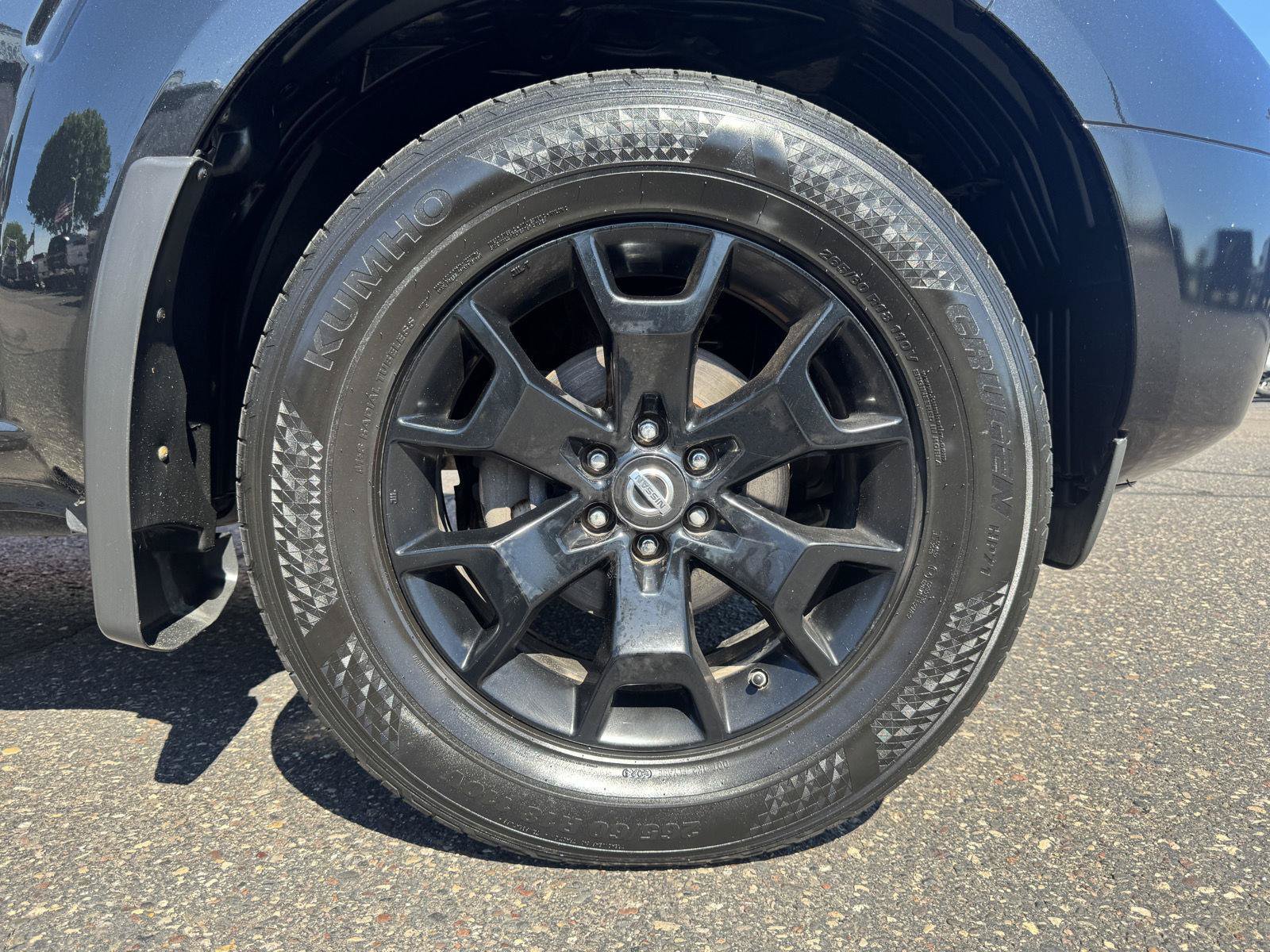 Used 2019 Nissan Frontier SV w/ Value Truck Package AWD/4WD image 9