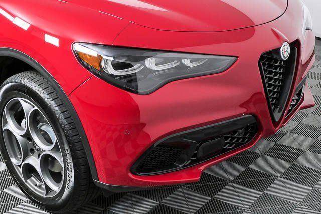 New 2026 Alfa Romeo Stelvio Sprint AWD/4WD image 40