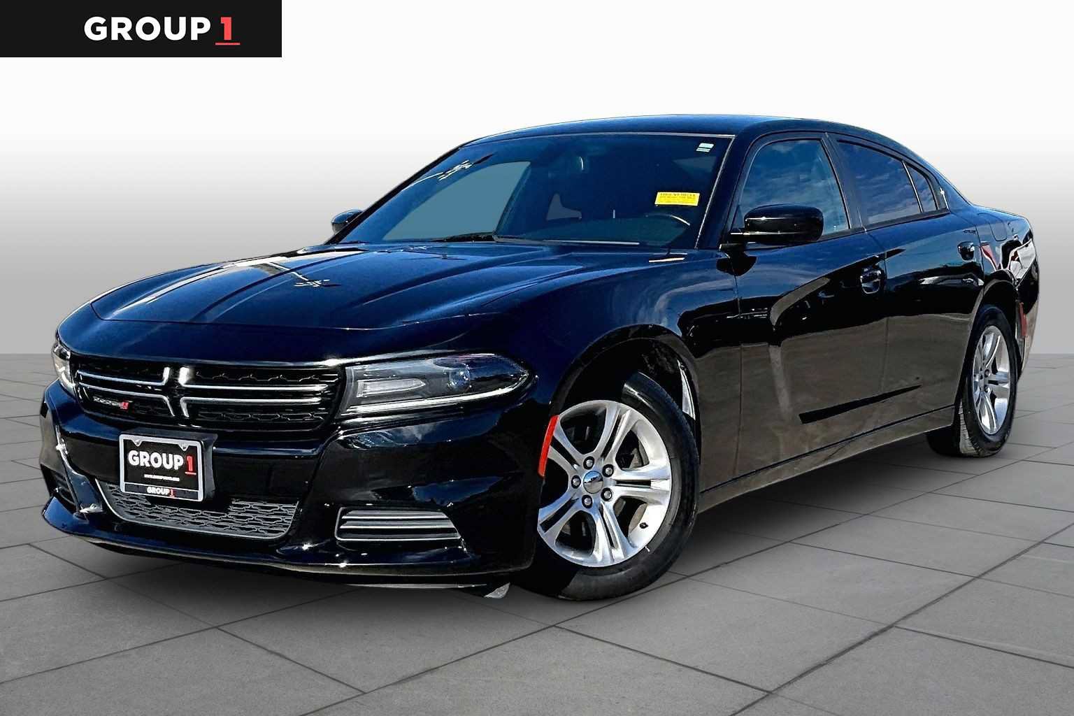 Used 2017 Dodge Charger SE