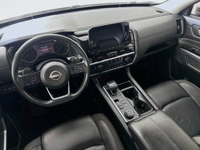 Used 2022 Nissan Pathfinder SL AWD/4WD image 32