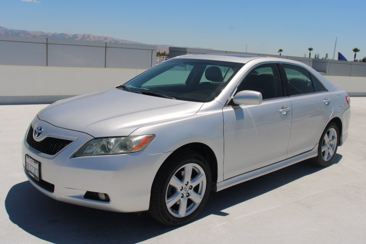 Used 2007 Toyota Camry SE FWD image 6