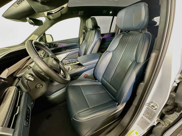 New 2025 Cadillac Escalade IQ Luxury 2 AWD/4WD image 18