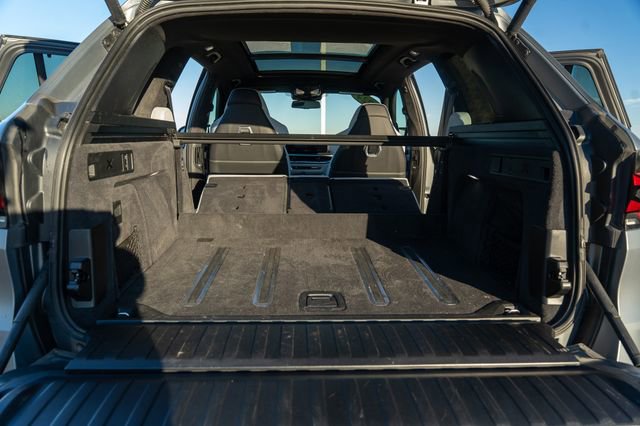 Used 2024 BMW X5 M Competition w/ Premium Package image 19