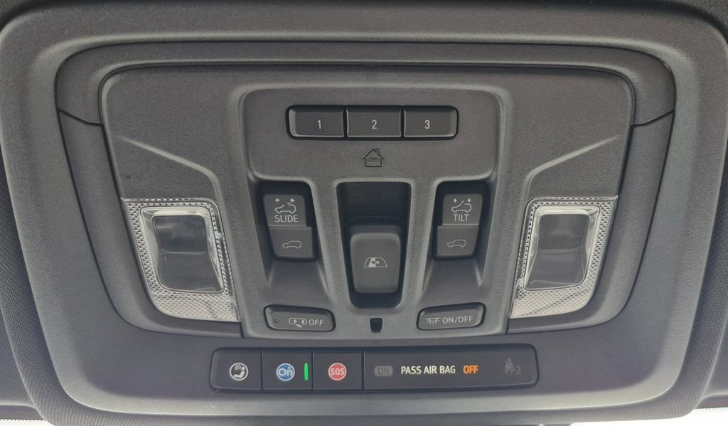 Used 2025 Chevrolet Silverado 1500 High Country w/ Technology Package AWD/4WD image 63