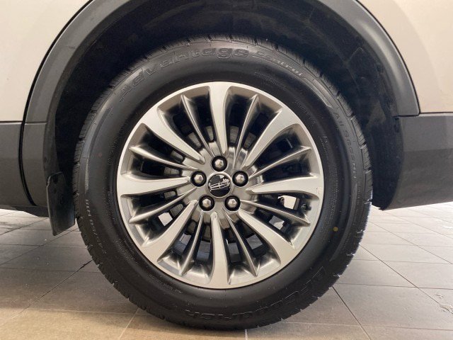 Used 2020 Lincoln Nautilus Premier w/ Equipment Group 101A AWD/4WD image 25