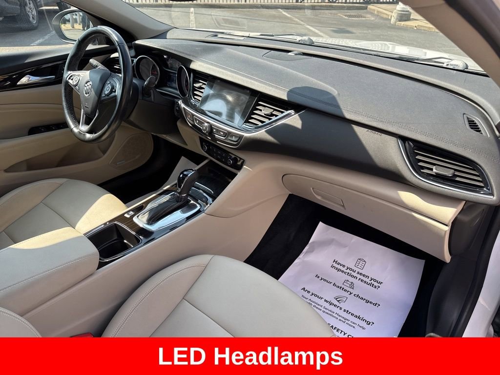 Used 2018 Buick Regal Essence w/ Driver Confidence Package #1 image 23