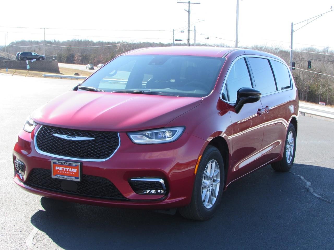 New 2026 Chrysler Pacifica Select image 3